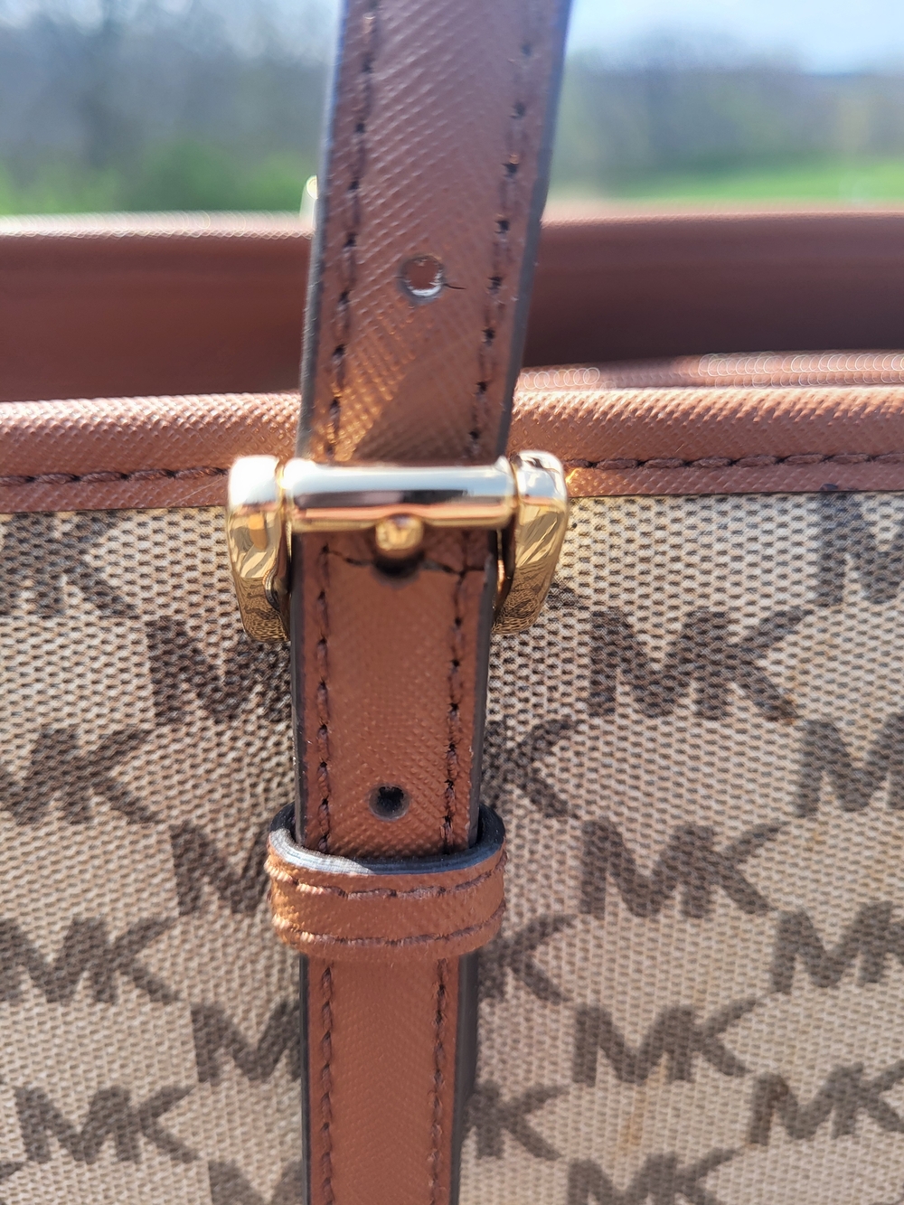 Michael Kors Signature Logo Large Tote Bag - Beige/Brown - Picture 7 of 10